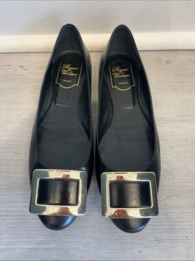 Roger Vivier Black Leather Flats with Gold Square Buckle
